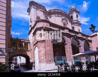 Kathedrale San Lorenzo oder die Basilika St. Lorenz der Märtyrer ist die Kathedrale der römisch-katholischen Diözese Trapani, Sizilien, Italien Stockfoto