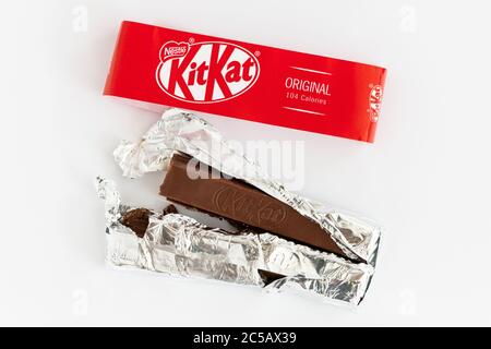 KitKat Kit Kat 2 Finger mit Schokolade überzogene Keksbar Stockfoto