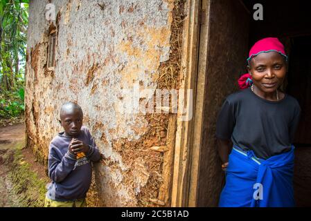 Besuch der Gashonga Kaffee-Kooperative in der Region Lake Kivu in Ruanda Stockfoto