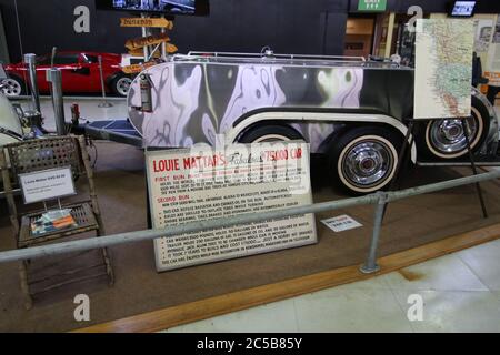 Louie Mattars fabelhafter Cadillac 1947 bei der San Diego Automotive Museum Stockfoto