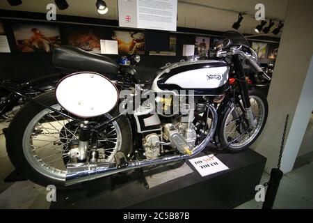 1971 Norton Commando Long Range 750 bei San Diego Automotive Museum Stockfoto