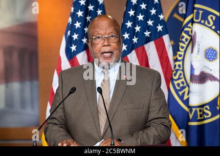 Washington, Usa. Juli 2020. Die US-Vertreterin Bennie Thompson (D-MS) spricht auf einer Pressekonferenz des Congressional Black Caucus. Kredit: SOPA Images Limited/Alamy Live Nachrichten Stockfoto