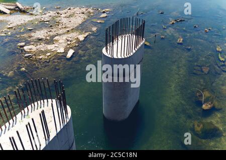 Baustelle im Fluss Stockfoto