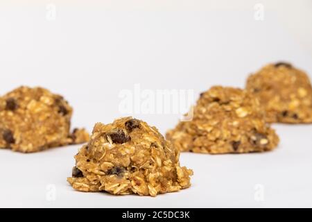 Haferflocken Raisin Plätzchen Teig Bälle Stockfoto