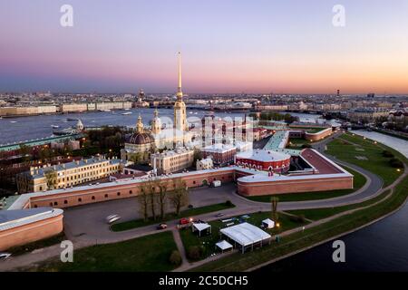 Luftaufnahme der Peter und Paul Festung, Neva Fluss, Sankt Petersburg, Russland Stockfoto