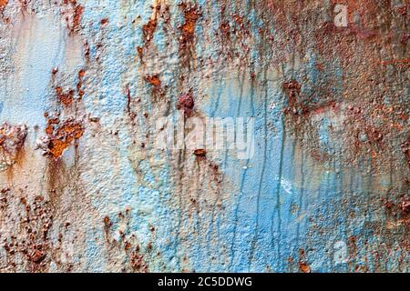 Rost bedeckt verwitterten Eisen Stahl Metall Textur Hintergrund mit rostigen Peeling Blasenfarbe Stockfoto