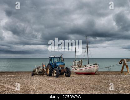 Küstenkutter am Strand von Lild Strand in Thy, Dänemark Stockfoto