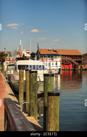 St. Michaels, MD, USA - 30. März 2013: Das Chesapeake Bay Maritime Museum befindet sich in St. Michaels, Maryland, und enthält eine Sammlung von Chesapea Stockfoto