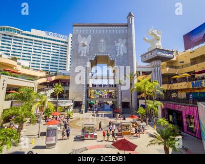 LOS ANGELES - KALIFORNIEN, Babylon Court Yard in Hollywood und Highland Center Stockfoto