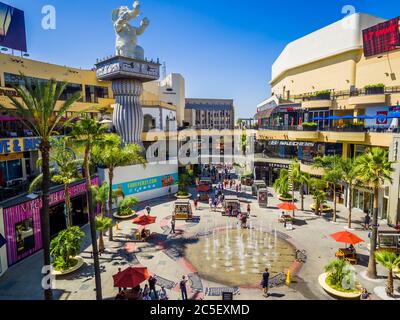 LOS ANGELES - KALIFORNIEN, Babylon Court Yard in Hollywood und Highland Center Stockfoto