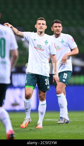 Bremen, Deutschland. Juli 2020. Maximilian Eggestein (Bremen) gestikuliert. Sport: Fußball: 1. Bundesliga: Saison 19/20: Abstieg erster Abschnitt: SV Werder Bremen - FC Heidenheim, 02.07.2020 Credit: Marvin Ibo G? Ng? R/GES/POOL – weltweite Nutzung/dpa/Alamy Live News Stockfoto