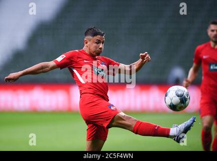 Bremen, Deutschland. Juli 2020. Aufgenommen von Kevin Sessa (Heidenheim). Sport: Fußball: 1. Bundesliga: Saison 19/20: Abstieg erster Abschnitt: SV Werder Bremen - FC Heidenheim, 02.07.2020 Credit: Marvin Ibo G? Ng? R/GES/POOL – weltweite Nutzung/dpa/Alamy Live News Stockfoto