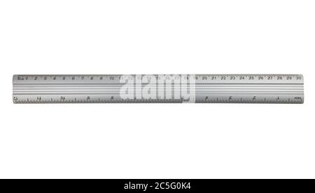 Metalllineal isoliert auf weißem Hintergrund Stockfoto