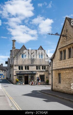 Cardynham House Bistro und Gästehaus an der St marys Street in Painswick, Cotswolds, Gloucestershire, England Stockfoto