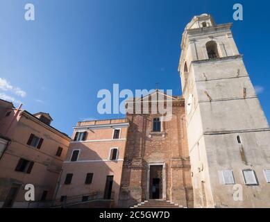 Kirche San Nicola di Bari in Sirolo an der Riviera del Conero, Adria, Sirolo, Ancona, Marken, Italien Stockfoto