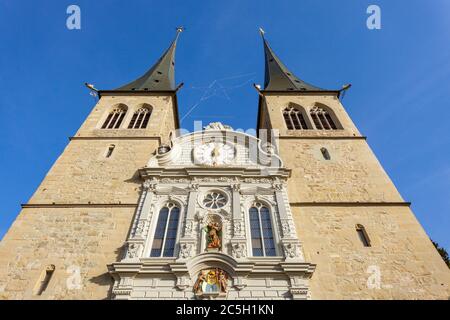 St. Leodegar Kirche in Luzern. Luzern, Schweiz. Stockfoto