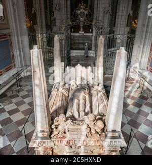 Das Grab von Gustav Vasa (Gustav I. von Schweden) und zwei seiner Ehefrauen, innen der Uppsala-Kathedrale (Domkyrka). Uppsala, Schweden, Skandinavien. Stockfoto