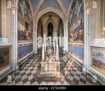 Das Grab von Gustav Vasa (Gustav I. von Schweden) und zwei seiner Ehefrauen, innen der Uppsala-Kathedrale (Domkyrka). Uppsala, Schweden, Skandinavien. Stockfoto