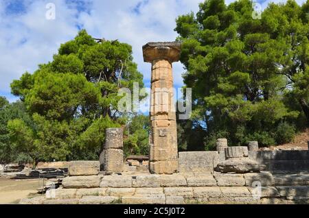 Olympia, Griechenland - 5. Okt, 2013: Antike Ruinen in Olympia. Geburtsort der olympischen Spiele, jetzt UNESCO-Weltkulturerbe und Ort, wo Ignite Stockfoto