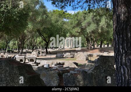 Olympia, Griechenland - 5. Okt, 2013: Antike Ruinen in Olympia. Geburtsort der olympischen Spiele, jetzt UNESCO-Weltkulturerbe und Ort, wo Ignite Stockfoto