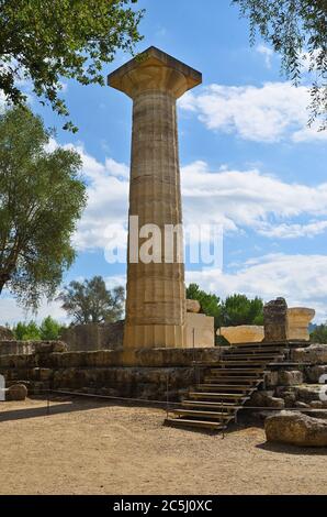 Olympia, Griechenland - 5. Okt, 2013: Antike Ruinen in Olympia. Geburtsort der olympischen Spiele, jetzt UNESCO-Weltkulturerbe und Ort, wo Ignite Stockfoto