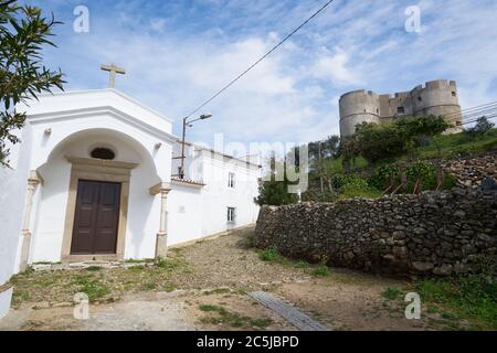 Evoramonte Kirche und Schloss in Alentejo, Portugal Stockfoto