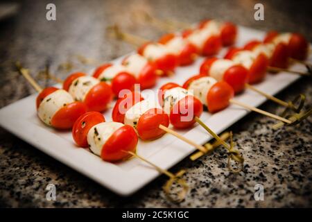 Tomaten und Mozzarella hors d'oeuvres Stockfoto