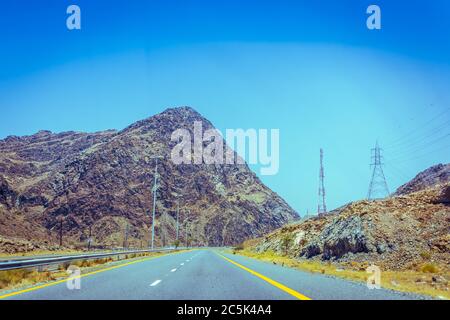 Curvy Road Highway Mountain Ranges Fujairah Stockfoto