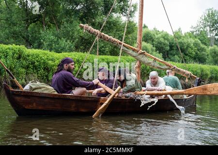 Bootstour - Nachbildungen eines alten Drakkar Stockfoto