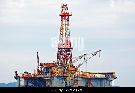 Ölplattform der brasilianischen Ölgesellschaft Petrobras in Guanabara Bucht, Rio de Janeiro, Brasilien Stockfoto