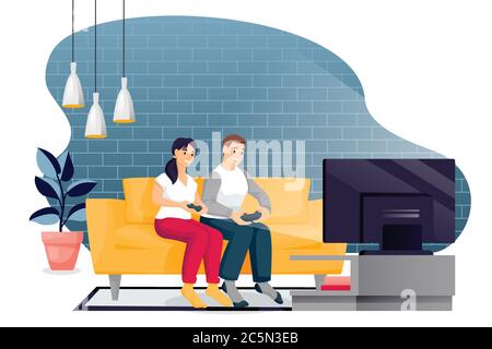 Glückliches Paar spielen in Videospiel. Junge Männer und Frauen mit Gamepads sitzen auf einem gelben Sofa im modernen Loft-Zimmer vor dem Fernseher. Vektorzeichen illustrati Stock Vektor