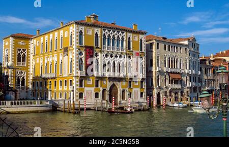 Venedig, Italien - 20. Juni 2017: Architektur von Venedig entlang des Canale Grande Stockfoto