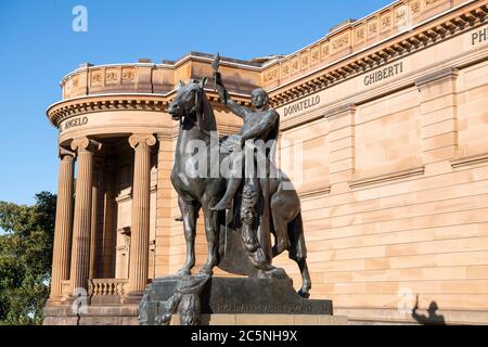 The Offering of Peace Statue NSW Art Gallery of the Domain Sydney Australien Stockfoto