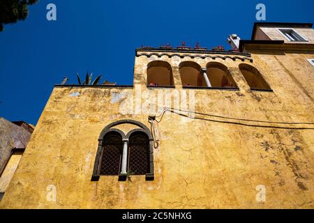 Ravello, Italien - Altbau in der Altstadt von Ravello, an der Amalfiküste Stockfoto
