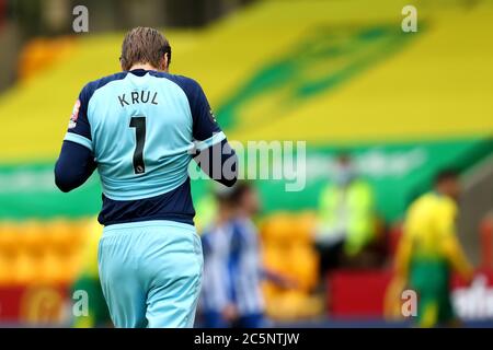 4. Juli 2020; Carrow Road, Norwich, Norfolk, England, English Premier League Football, Norwich gegen Brighton und Hove Albion; EIN dejected Tim Krul von Norwich City Stockfoto