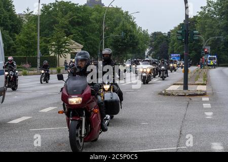 Biker, Demo, Korso, Hamburg, Reeperbahn, St. Pauli, Spielbudenplatz, 04.07.2020 Stockfoto