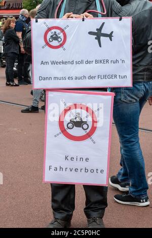 Biker, Demo, Korso, Hamburg, Reeperbahn, St. Pauli, Spielbudenplatz, 04.07.2020 Stockfoto