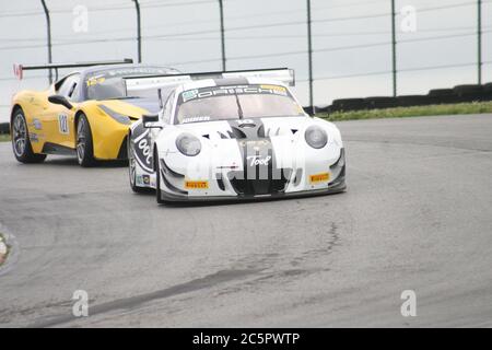 Biegen Sie an der Mid-Ohio Sports Car Course SVRA 2020 zwei ab. Stockfoto