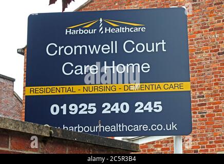 Cromwell Court Care Home, Cromwell Court, 76 Church St, Warrington WA1 2 Stockfoto