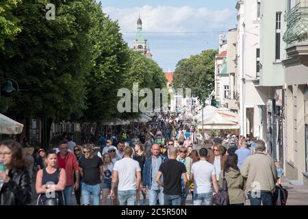 Fußgängerzone Helden der Monte Cassino Straße (ulica Bohaterow Monte Cassino Monciak) in Sopot, Polen. 14. Juni 2020 © Wojciech Strozyk / Alamy Sto Stockfoto