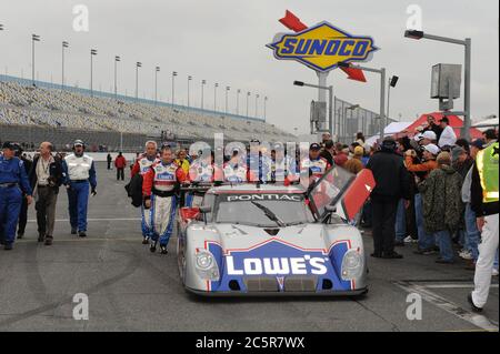 DAYTONA BEACH, FL - 26. JANUAR 2008: Fahrer Jimmie Johnson beim Rolex 24 of Daytona auf dem Daytona International Speedway 26. Januar 2008 in Daytona Beach, Florida Menschen: Jimmie Johnson Kredit: Storms Media Group/Alamy Live News Stockfoto