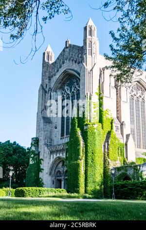 Rockefeller Memorial Chapel. Eine neugotische Kapelle auf dem Campus der University of Chicago in Chicago, Illinois, USA. Stockfoto