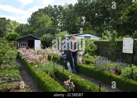 30. Juni 2020, Sachsen, Leipzig In einem DDRSchaugarten im ältesten