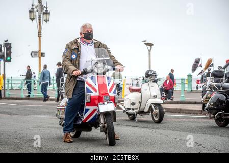 Brighton UK 4. Juli 2020: Die jährliche Mod Weekender in Brighton hatte verständlicherweise eine geringere Beteiligung als in den Vorjahren. Stockfoto