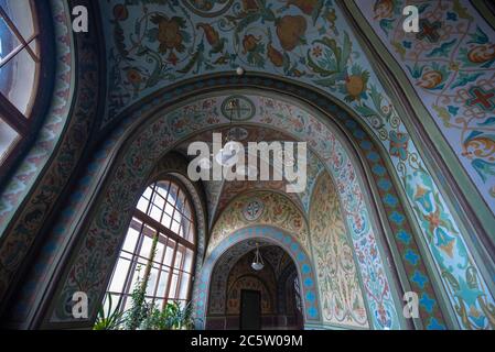 Peterhof, St. Petersburg, Russland. Innenraum der Kathedrale der Heiligen Peter und Paul. Russische orthodoxe Kirche Stockfoto