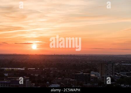 Croydon launischer Himmel Stockfoto