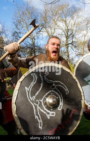 Reenactors beim Jorvik Viking Festival Stockfoto