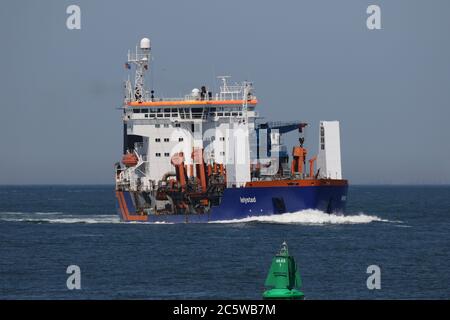 Der Saugbagger Lelystad wird am 30. Mai 2020 den Hafen von Rotterdam erreichen. Stockfoto