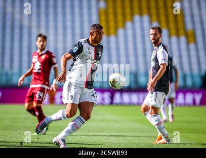 Turin, Italien. Juli 2020. Danilo von Juventus während des Spiels der Serie A 2019/20 zwischen Juventus und Turin im Allianz Stadion, Turin, Italien am 04. Juli 2020 - Foto Fabrizio Carabelli/LM Credit: Fabrizio Carabelli/LPS/ZUMA Wire/Alamy Live News Stockfoto