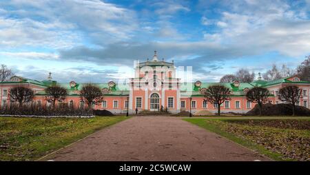 Moskau, Russland. Das Kuskovo-Anwesen ist das einzigartige Denkmal aus dem 18. Jahrhundert, das einst die Sommerresidenz der Grafen von Scheremetjew war. Die Orangerie Stockfoto